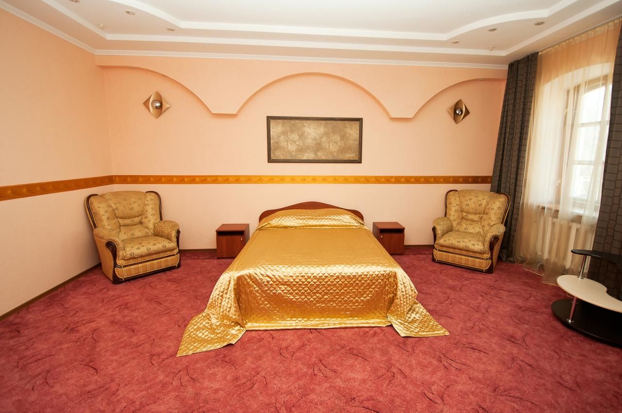 Отель Atrium Николаев-13