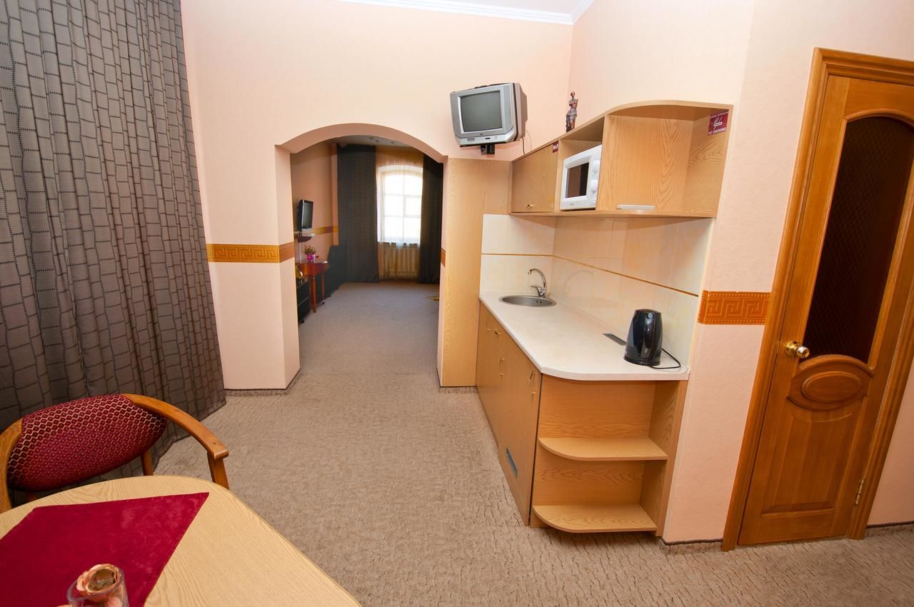 Отель Atrium Николаев-39